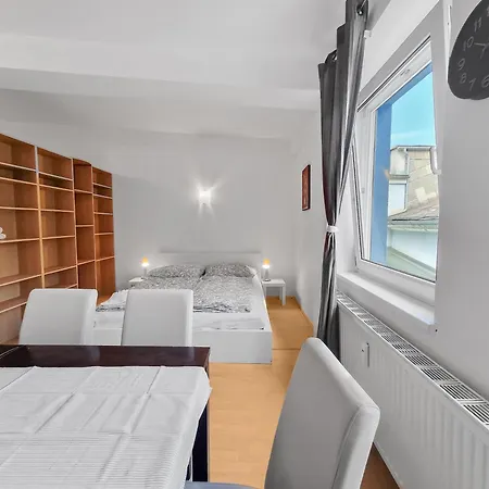 Apartment Family Haven For 4 *