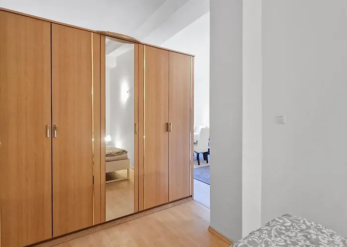 Family Haven For 4 * Stockerau